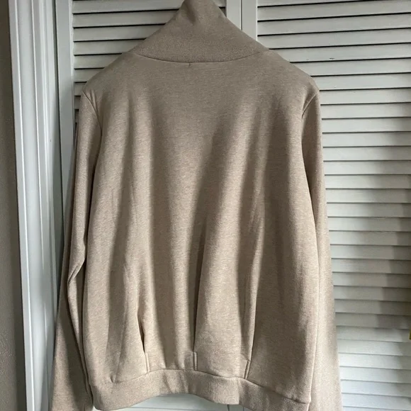 NWT ALO Yoga Women's Clarity long sleeve comfort zone Neck Sweater L - Picture 4 of 6